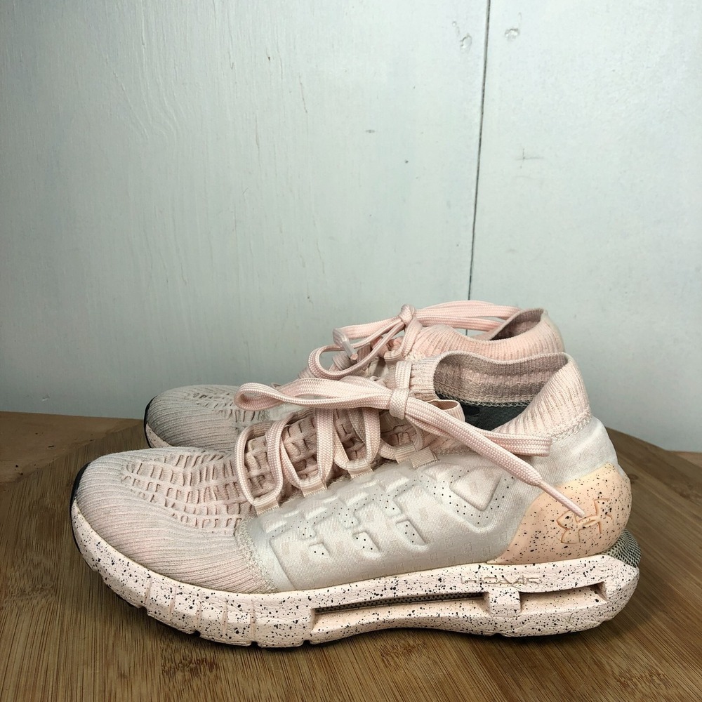 Under Armour Speedform 2.0 Womens size 8 shoes Pink Running Mid Workout sneakers